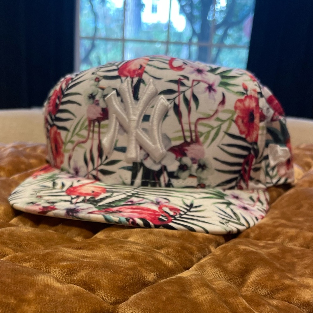 New Era 9fifty Troppin Yankees SnapBack hat